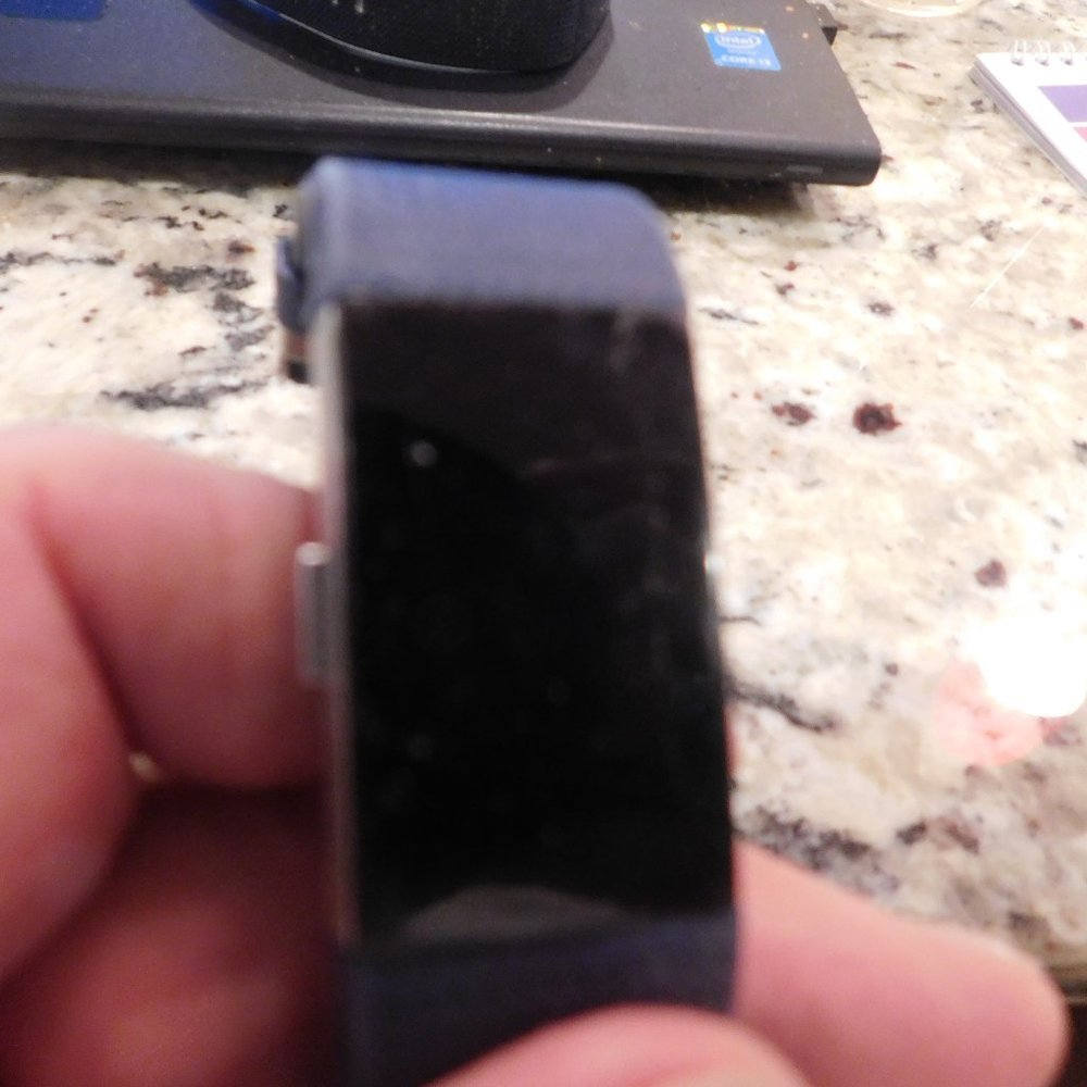 FITBIT ACTIVITY HEALTH TRACKER SMALL